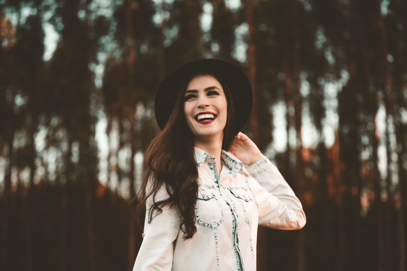 woman with hat